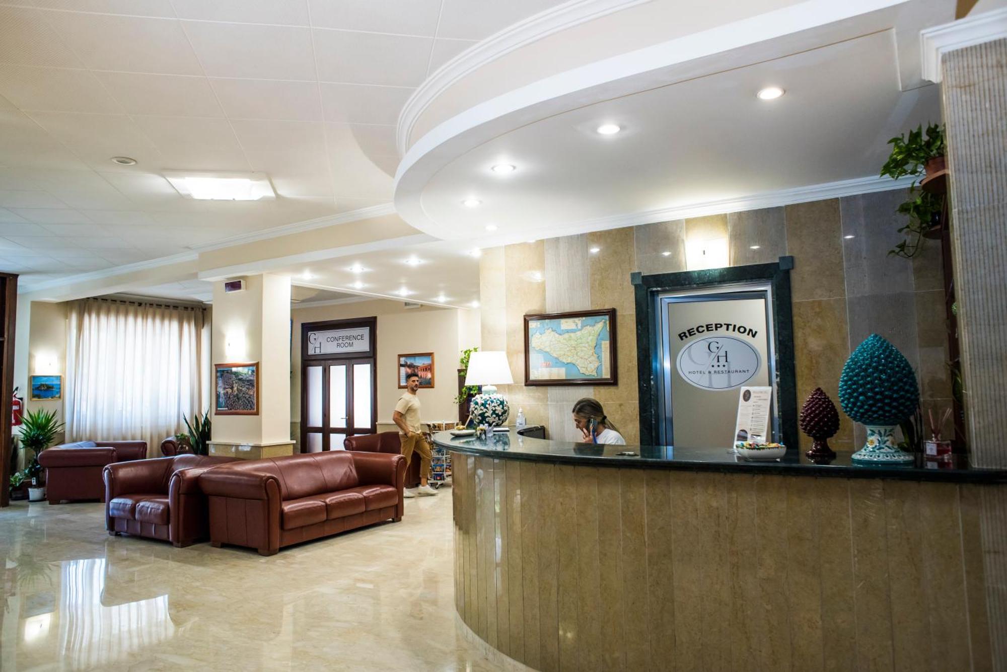 פיאצה ארמרינה Gh Hotel מראה חיצוני תמונה