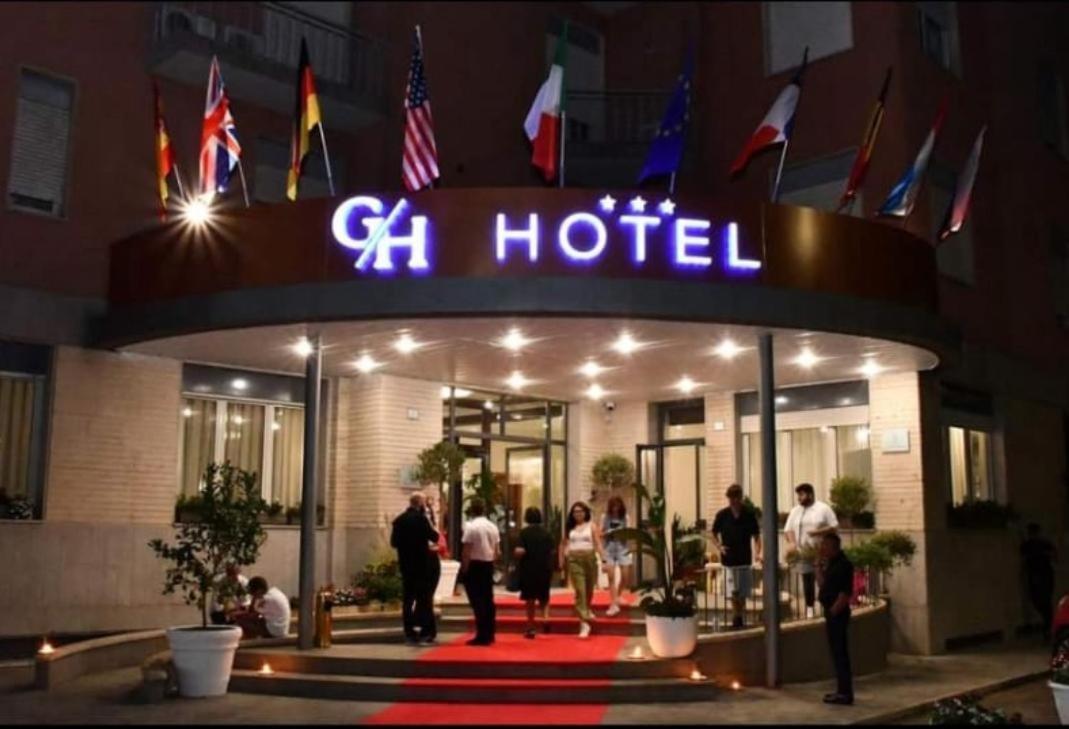 פיאצה ארמרינה Gh Hotel מראה חיצוני תמונה