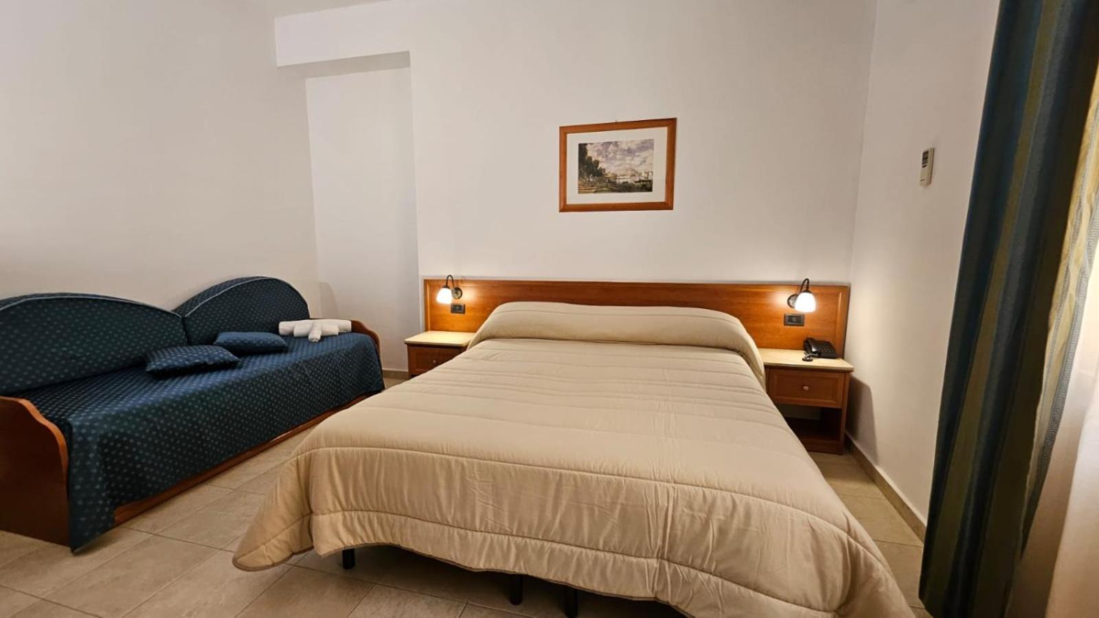 פיאצה ארמרינה Gh Hotel מראה חיצוני תמונה