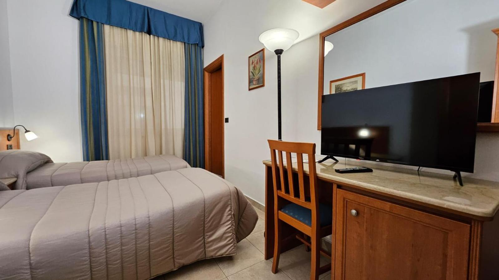 פיאצה ארמרינה Gh Hotel מראה חיצוני תמונה