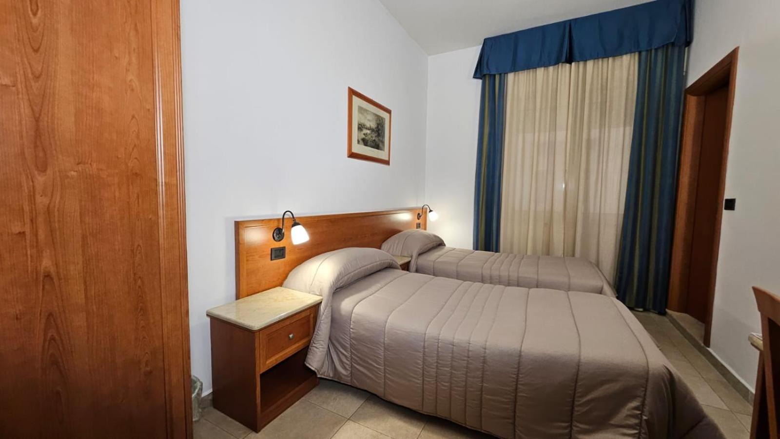 פיאצה ארמרינה Gh Hotel מראה חיצוני תמונה