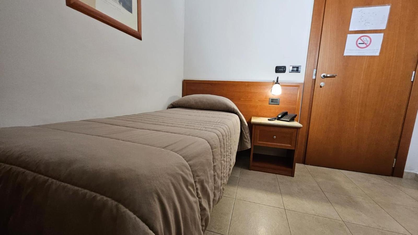 פיאצה ארמרינה Gh Hotel מראה חיצוני תמונה